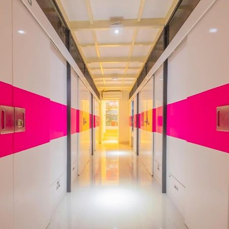 Kiara Cozy Hostel Бандунг Екстериор снимка