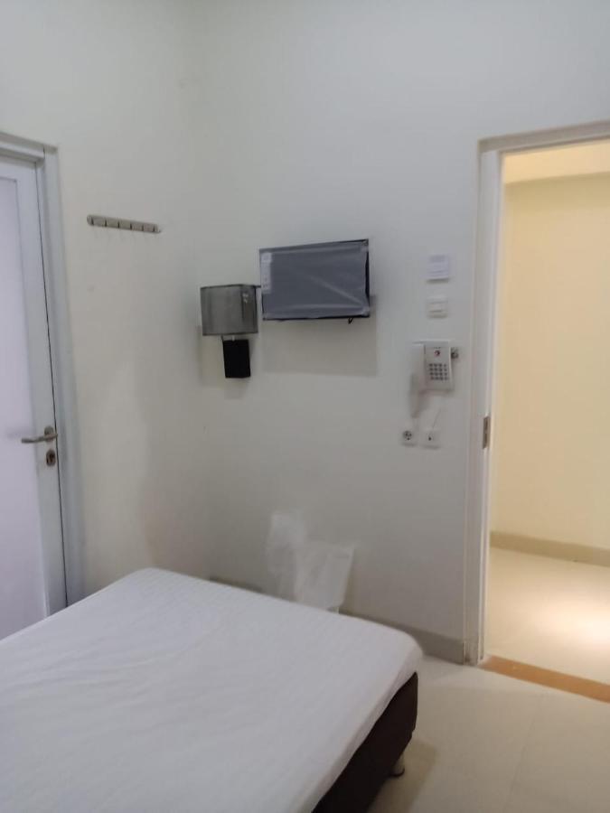 Kiara Cozy Hostel Бандунг Екстериор снимка